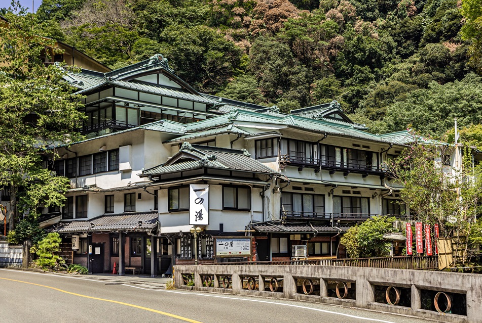塔ノ沢一の湯本館